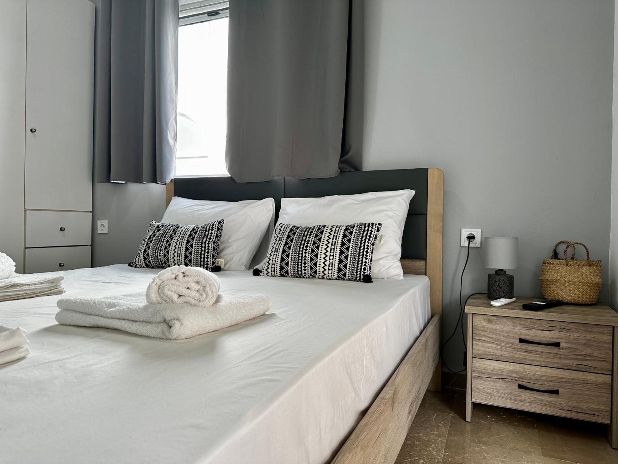 Modern & Cozy Apartment In The Heart Of Kos '9' Kültér fotó