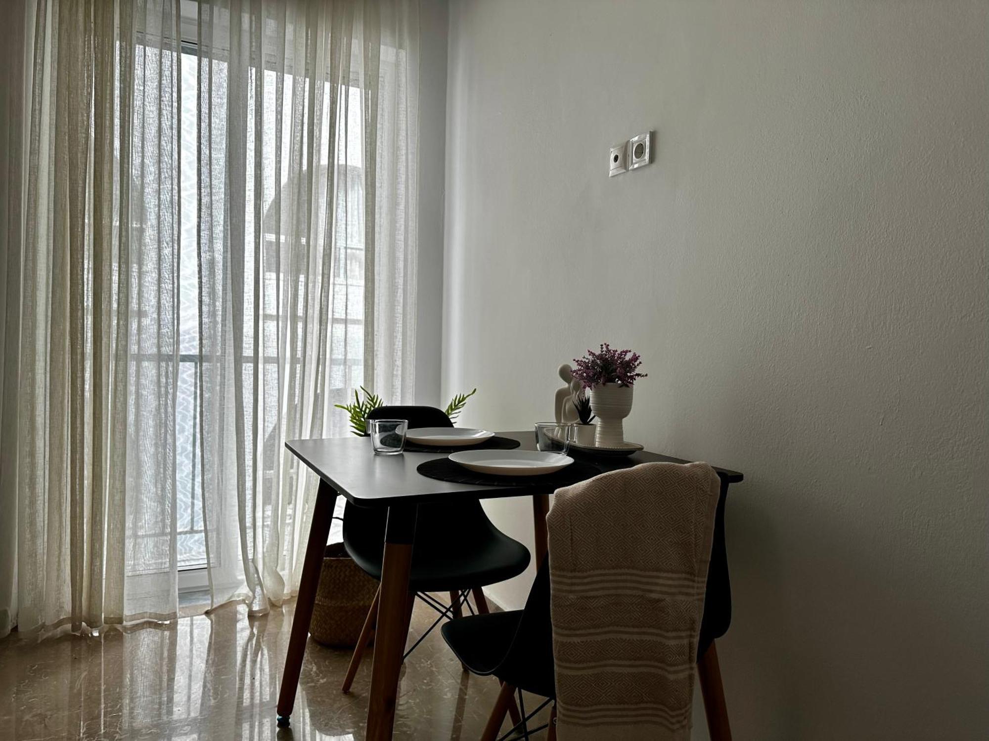 Modern & Cozy Apartment In The Heart Of Kos '9' Kültér fotó